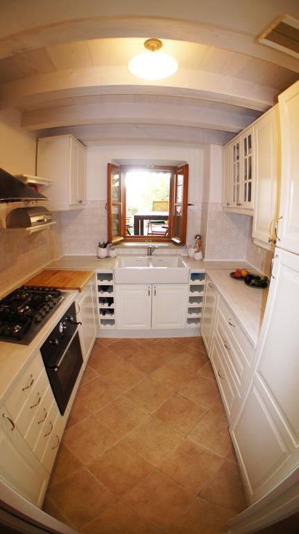 Holiday Home Villa Vanya มาลิสตอน ห้อง รูปภาพ