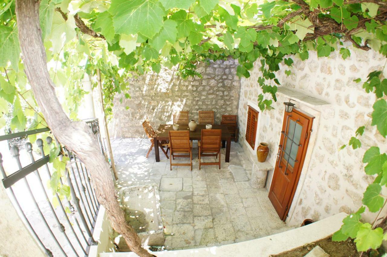Holiday Home Villa Vanya มาลิสตอน ภายนอก รูปภาพ