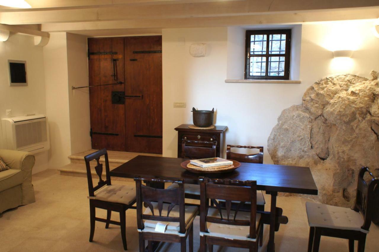 Holiday Home Villa Vanya มาลิสตอน ภายนอก รูปภาพ