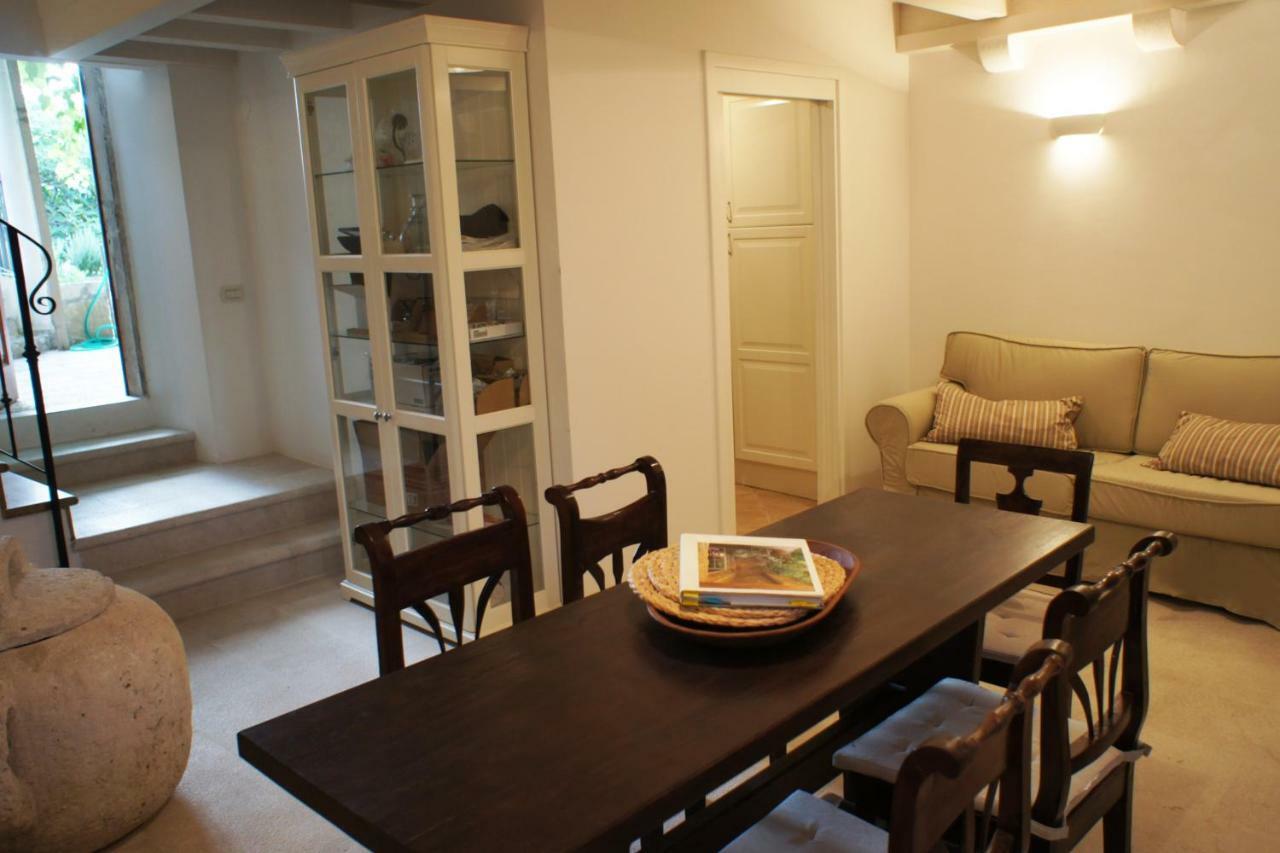 Holiday Home Villa Vanya มาลิสตอน ภายนอก รูปภาพ